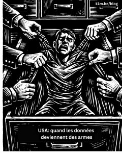 Illustration en noir et blanc de style gravure sur bois : une personne est enfermée dans un tiroir de classeur administratif, tandis que plusieurs mains en uniforme la tirent dans des directions opposées. Les tiroirs portent les sigles « SSA », « DHS » et « CMS », évoquant un système bureaucratique oppressant.